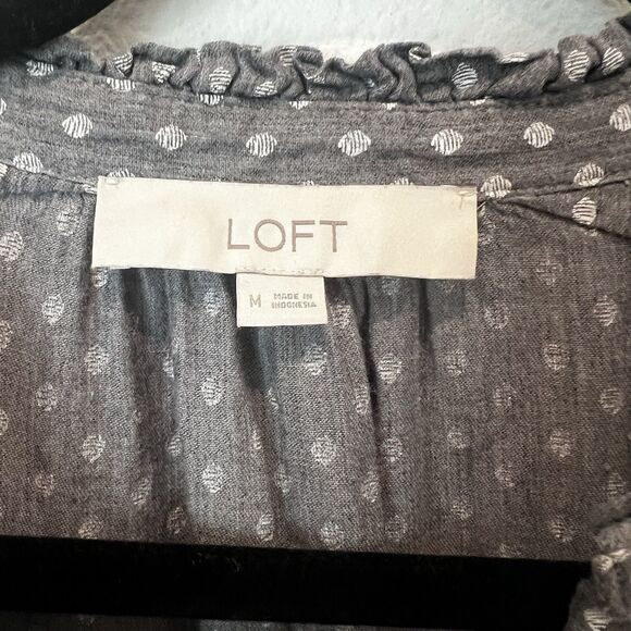 Ann Taylor LOFT Castlerock Gray Polka Dotted Ruffle Collar Shirt, Size M - Picture 3 of 7